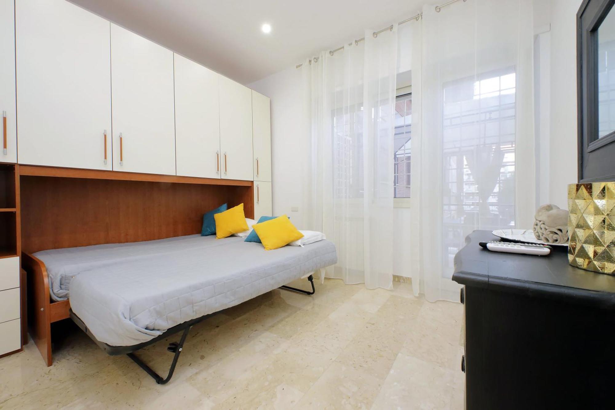 Lovely Apartment With Terrace Near The Vatican Rome Bagian luar foto