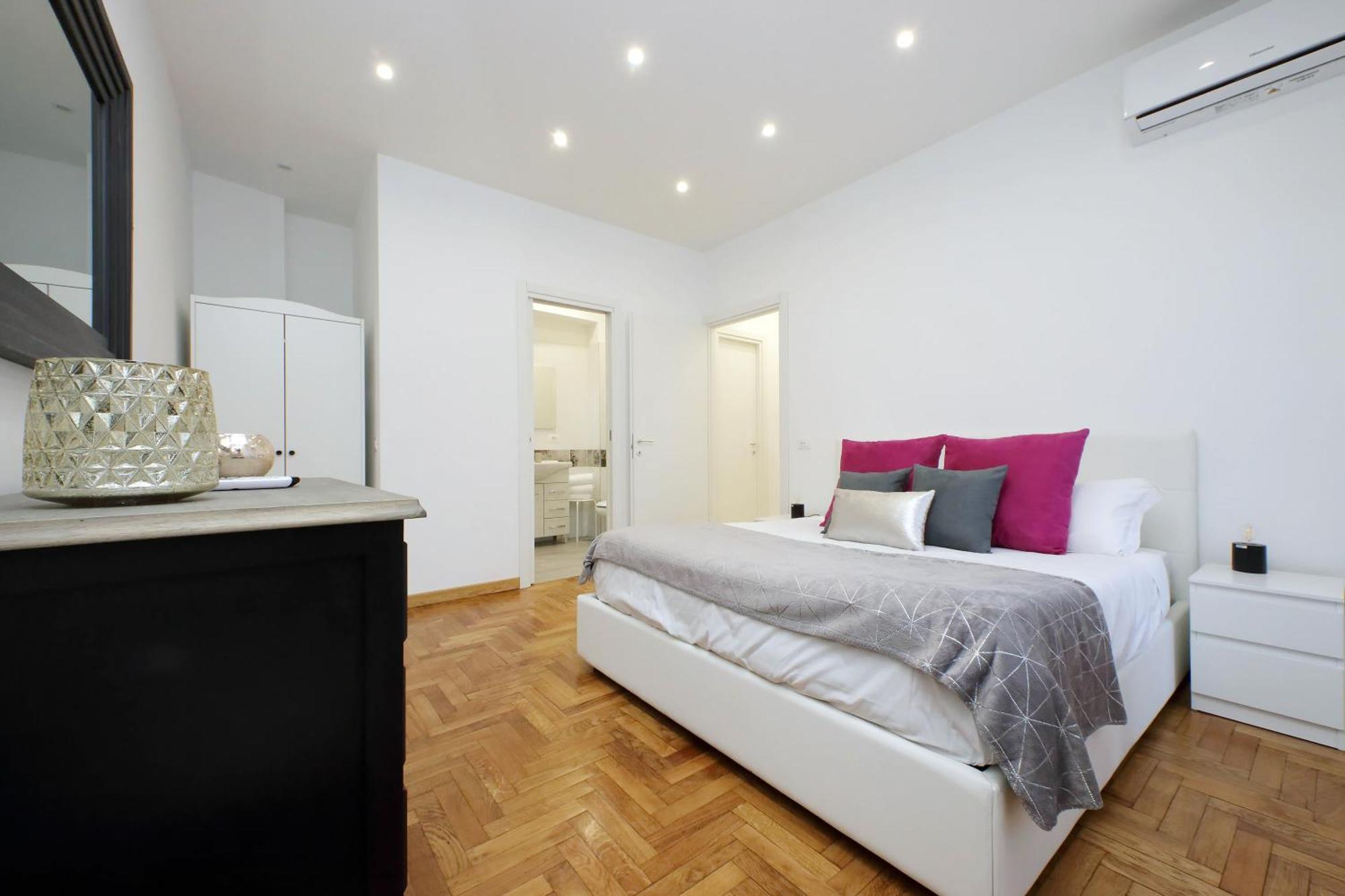 Lovely Apartment With Terrace Near The Vatican Rome Bagian luar foto